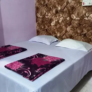 Hostel Mother, Varanasi